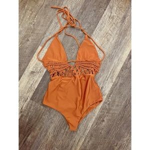 Gillia Clothing Grace one-piece in Bronze